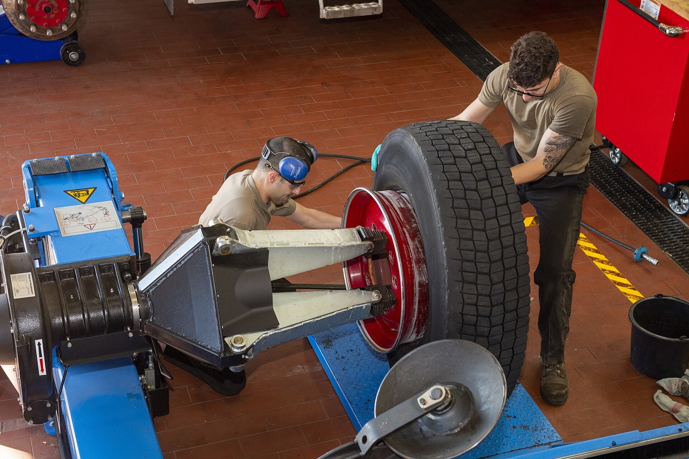 Predictive maintenance: як телеметрія й тренди параметрів передбачають відмову